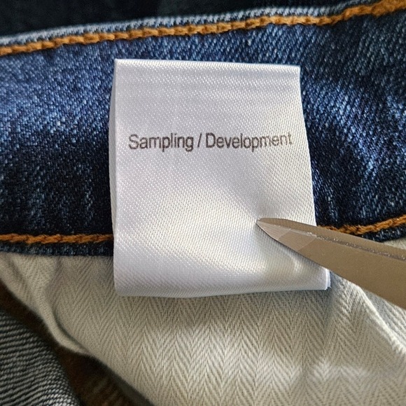 Warp + Weft MAB Slim Straight Side Slit Jeans 26 High Waisted - Picture 12 of 12